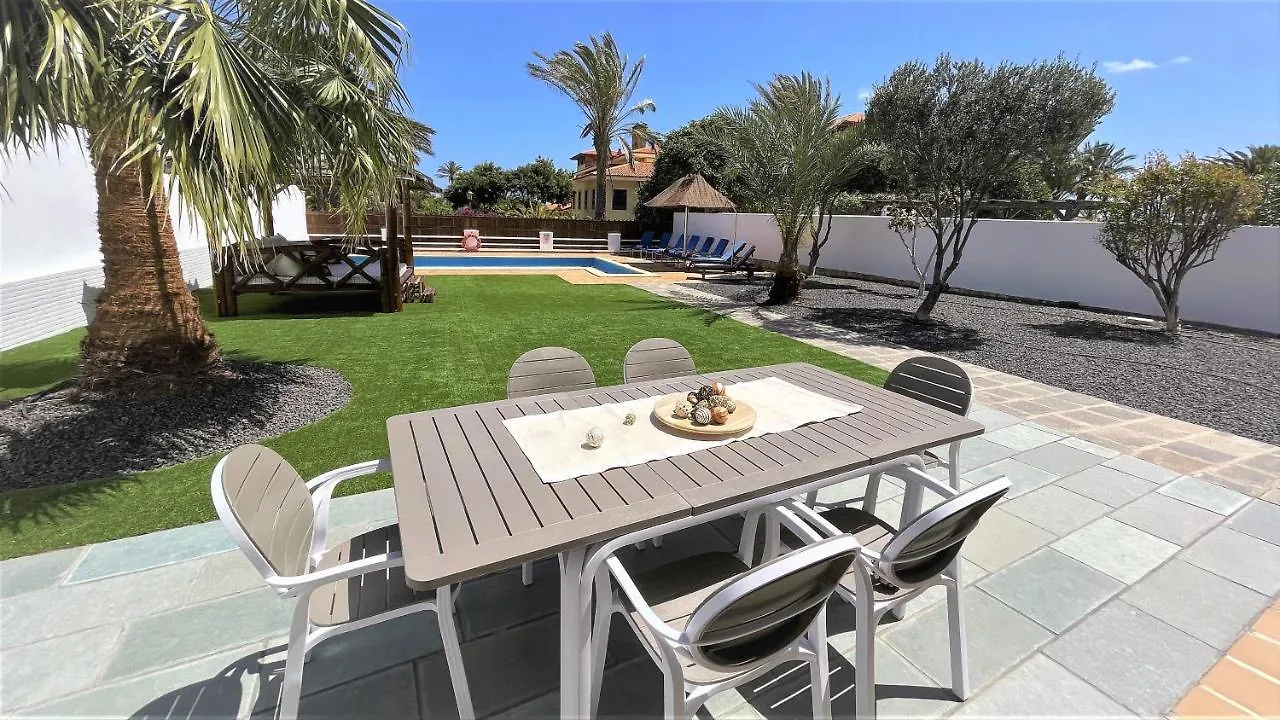 Villa Chalet Amelie Antigua  Spanien